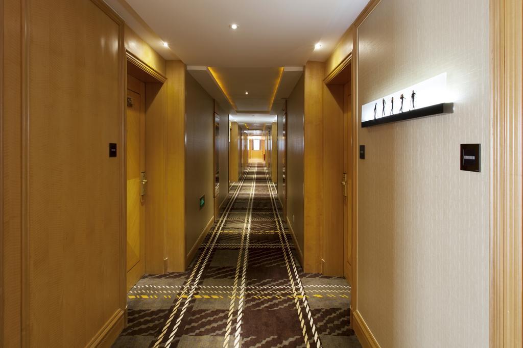 Crowne Plaza Malaren Hotel